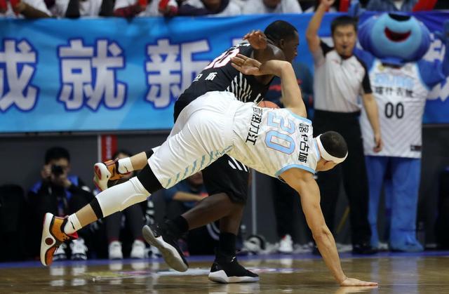 YY体育- cctv5在线直播游泳 