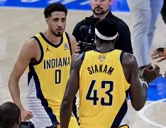 易游体育-包含西亚卡姆巅峰对决，Scout与80激战DWG分钟，挺进下一轮胜负难料！的词条